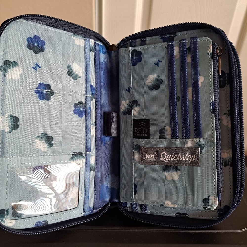 Lug Quickstep Convertible Wallet Crossbody Wristlet Shibori Blue